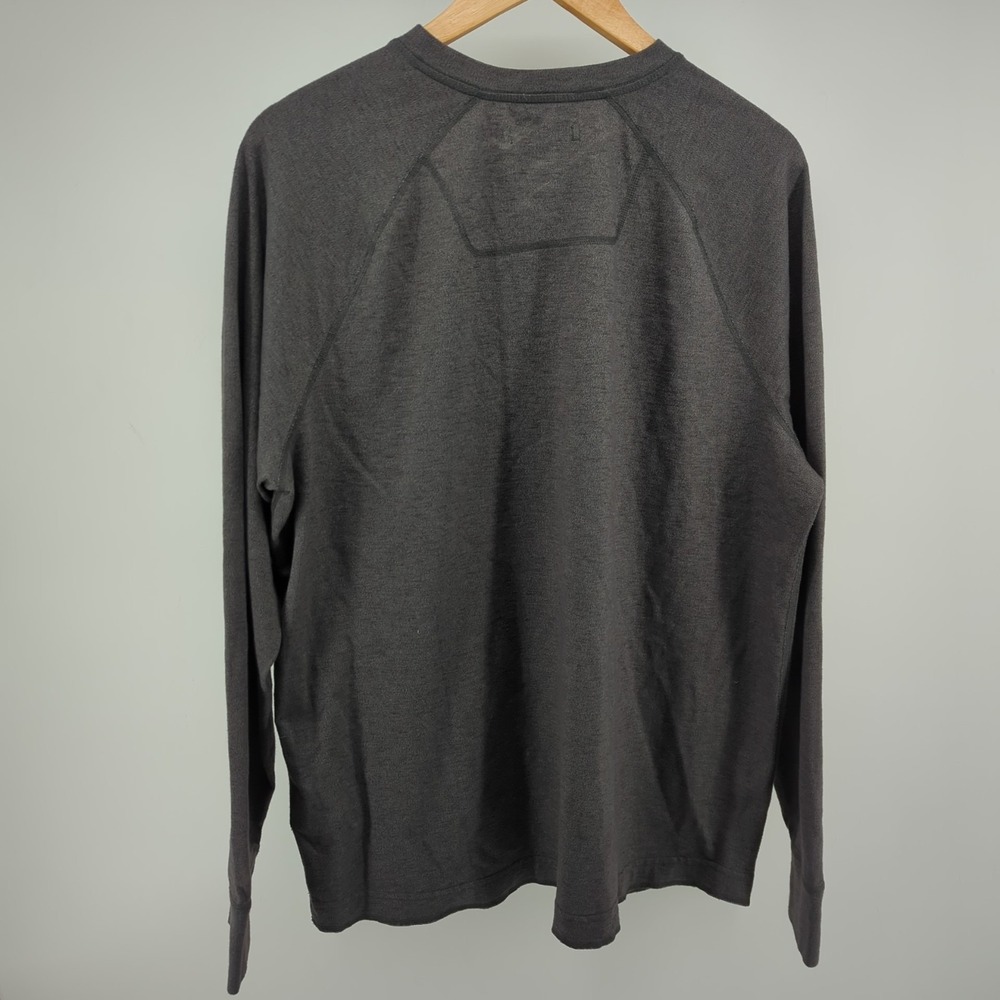 North Face Shirt Mens XL Gray Long Sleeve Henley Outdoor Camping Hiking READ - Picture 3 of 8